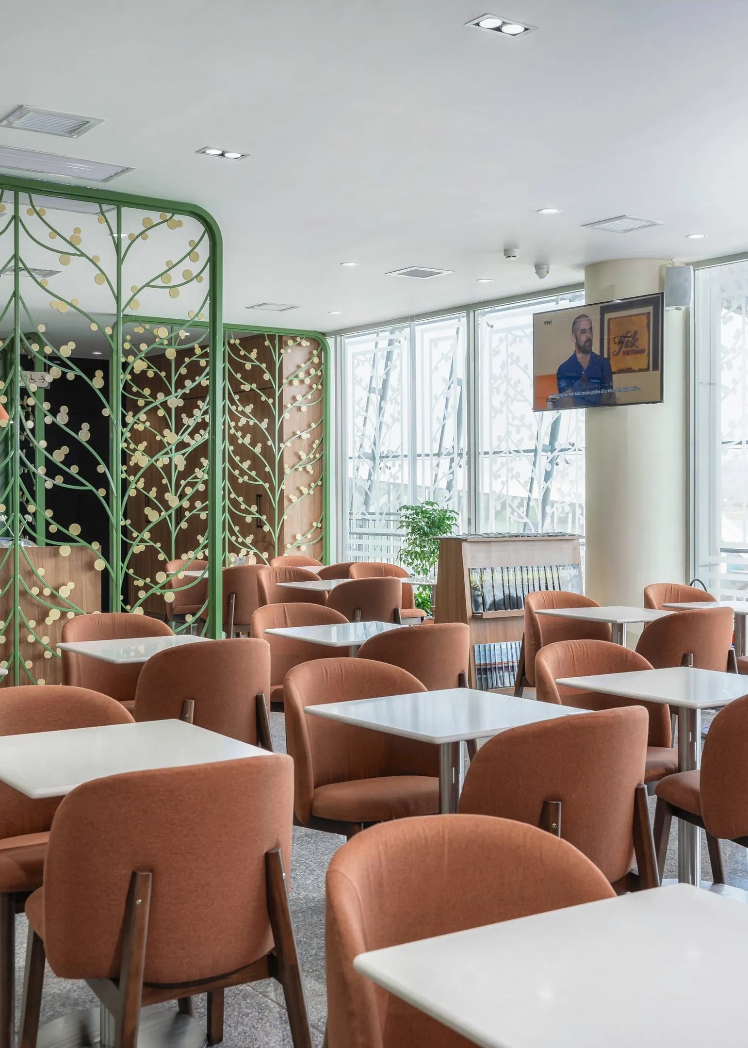 SH Premium Lounge Lien Khuong